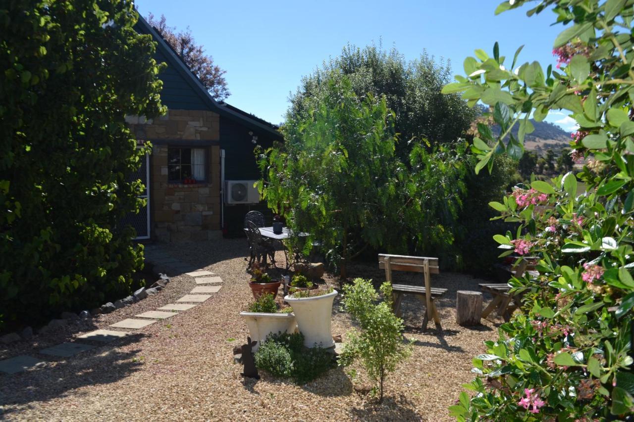 Mulberry Cottage Unique B&B Accommodation 리치몬드 외부 사진