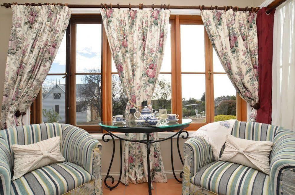 Mulberry Cottage Unique B&B Accommodation 리치몬드 외부 사진