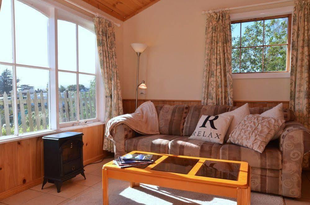 Mulberry Cottage Unique B&B Accommodation 리치몬드 외부 사진