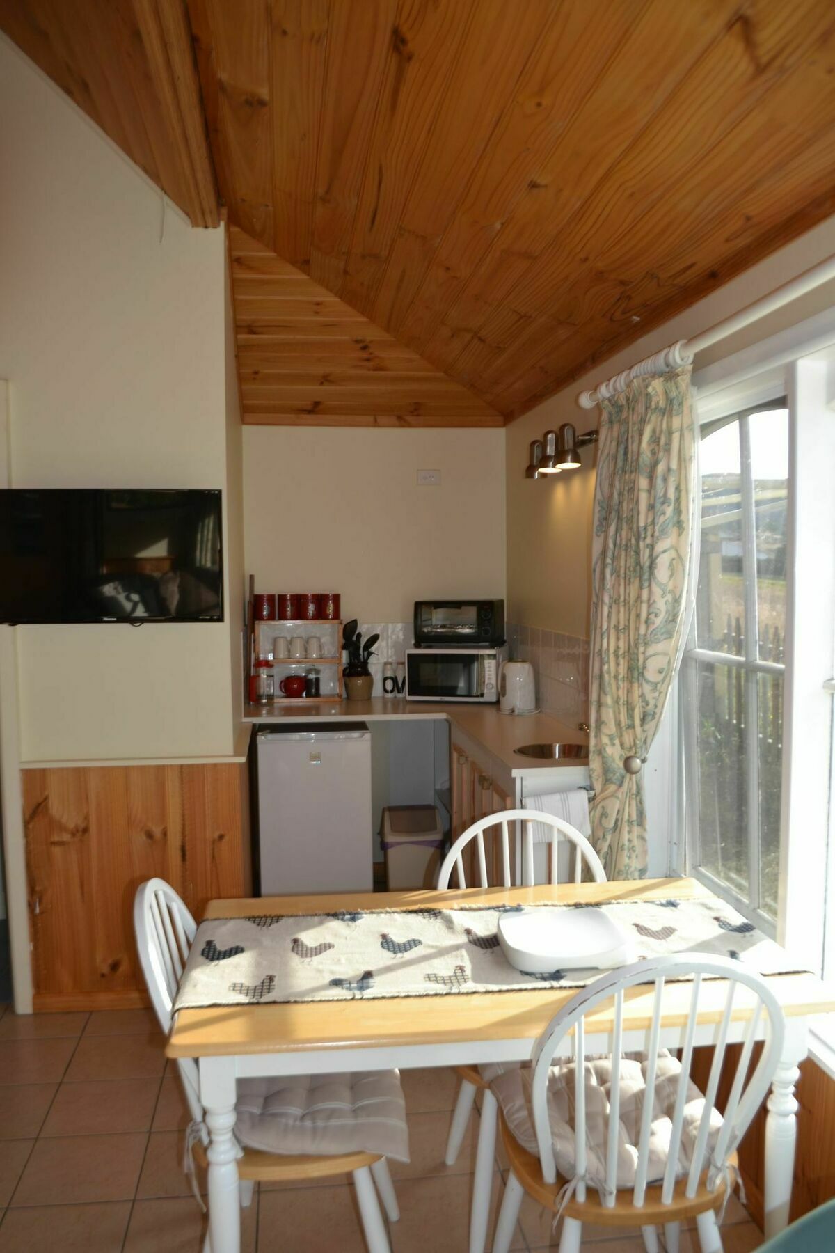 Mulberry Cottage Unique B&B Accommodation 리치몬드 외부 사진